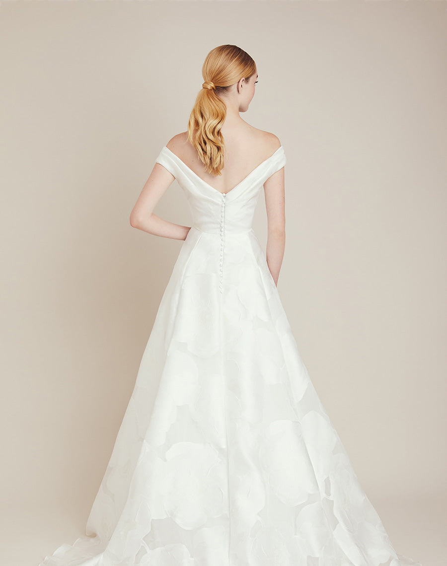 Shimmer Lace Sleeve Applique Wedding Dress